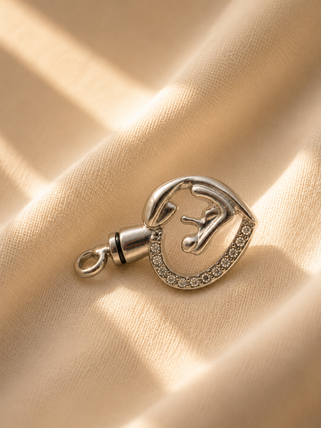 Angel Heart Ash Pendant Silver