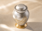 Gedenkwaardig Dierenurn Lunea vlinder goud-zilver | Gedenkwaardig Lunea gold-silver butterfly pet urn