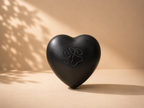 Gedenkwaardig Dierenurn Mira antraciet hart zilveren pootje | Gedenkwaardig Mira anthracite heart silver paw pet urn