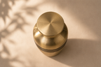 Gedenkwaardig Dierenurn Aureon goud zwarte rand | Gedenkwaardig Aureon gold black rim pet urn