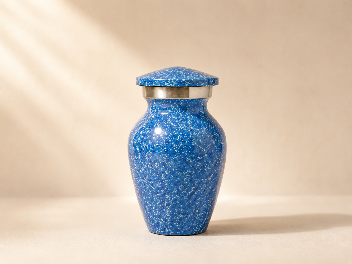 Ocea mini urn