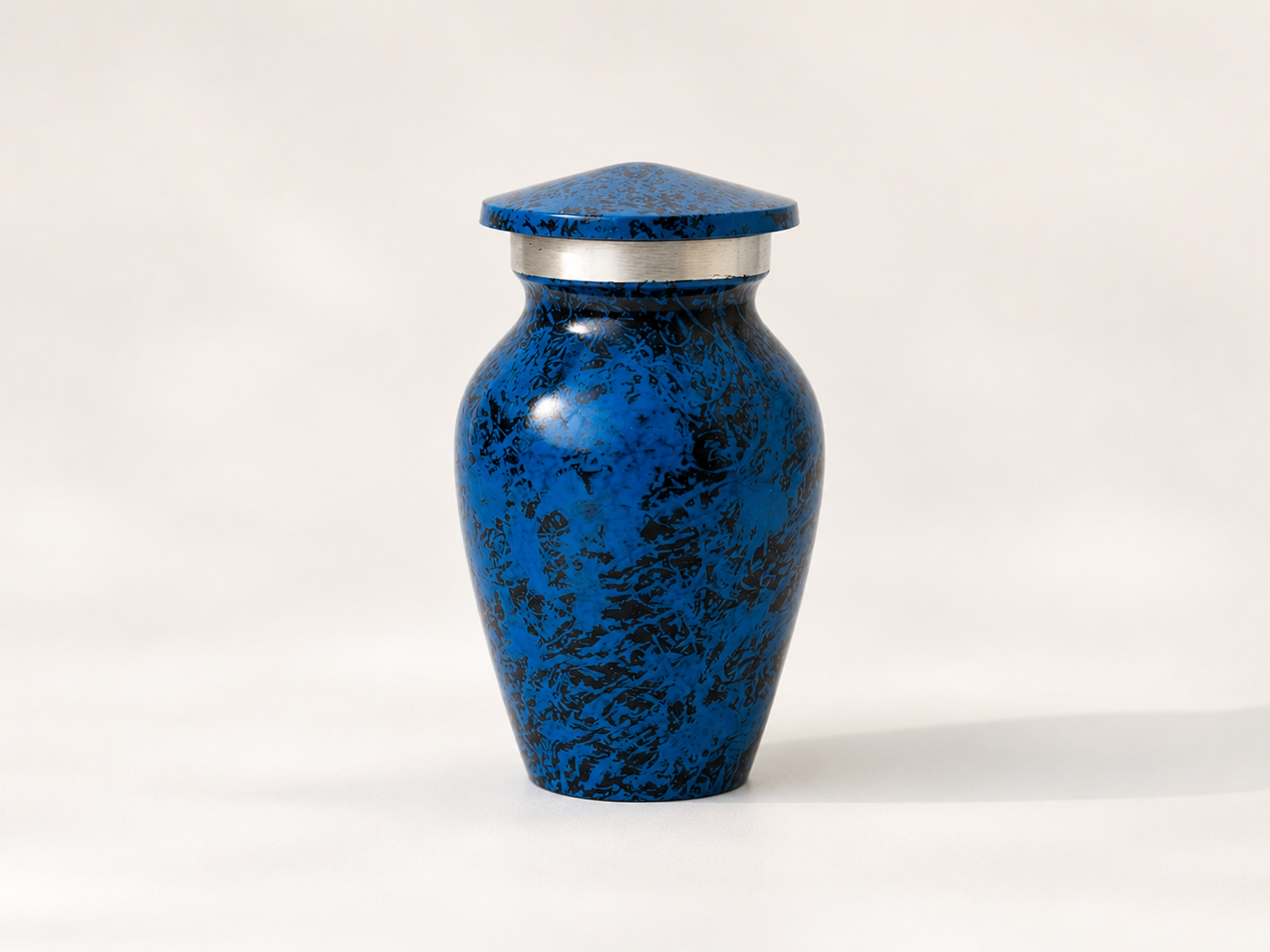 Azur mini urn