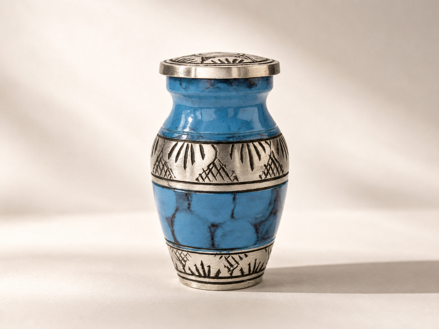 urn donkerblauw stip
