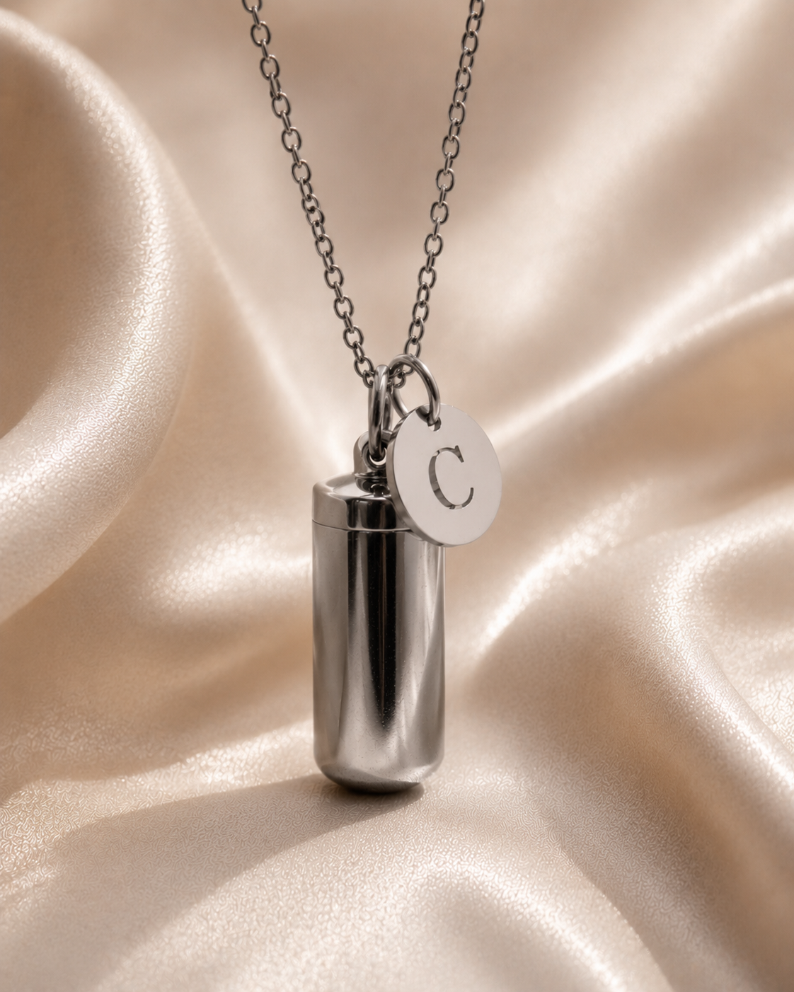 Initial necklace silver C