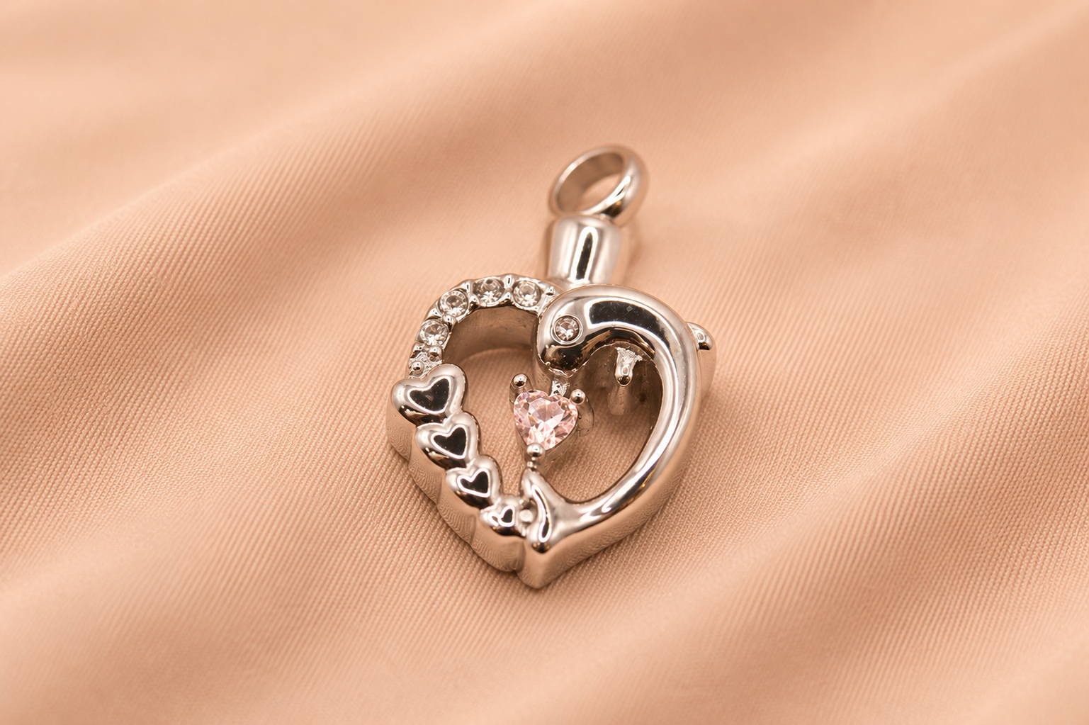 Pink Dolphin Heart Ash Pendant Silver