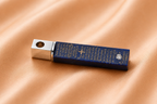 Gedenkwaardig Blauwe Gebedsbalk Ashanger met Kristal | Gedenkwaardig Blue prayer bar ash pendant with crystal